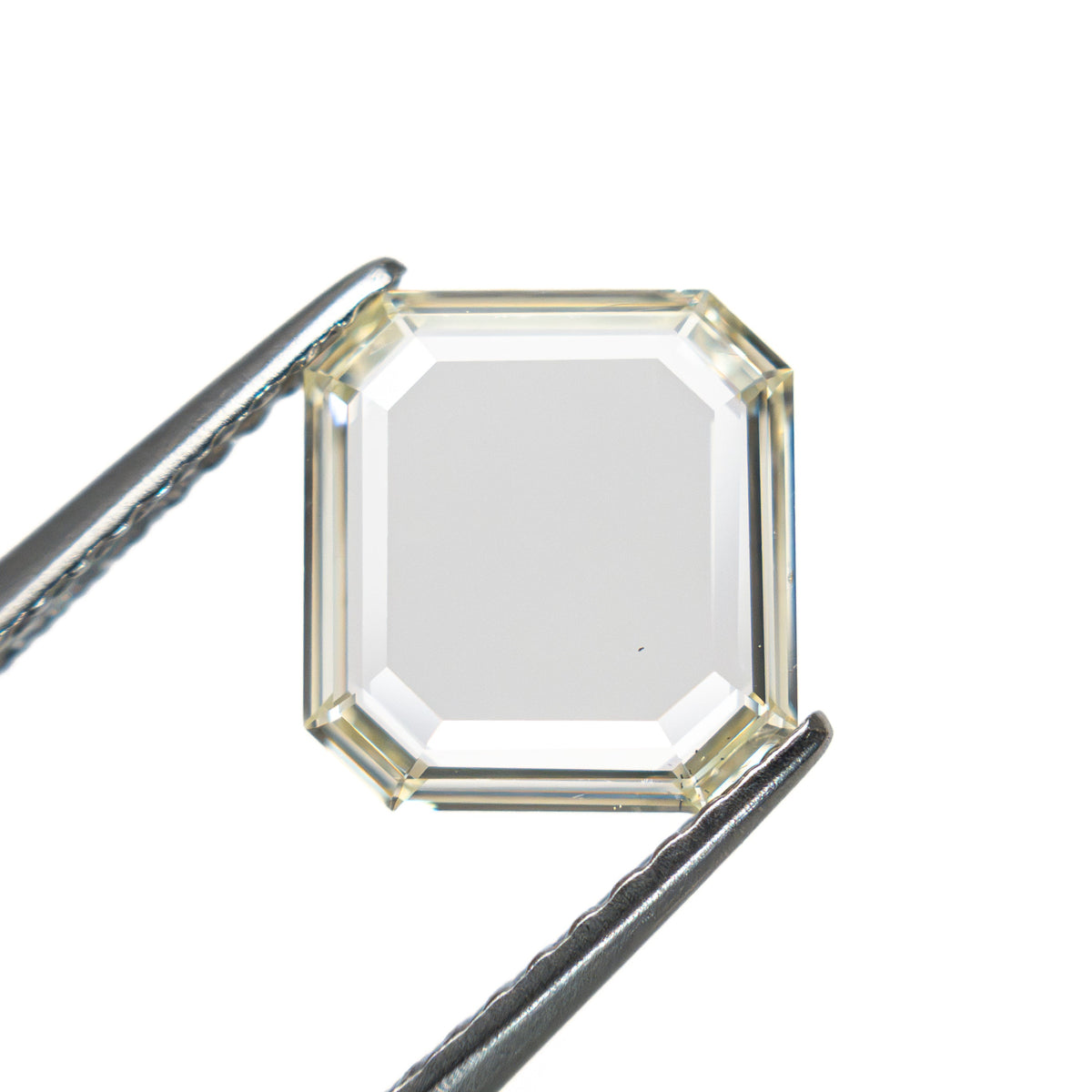 1.30ct 8.27x7.71x1.54mm GIA VS2 L Cut Corner Square Portrait Cut 28328-01