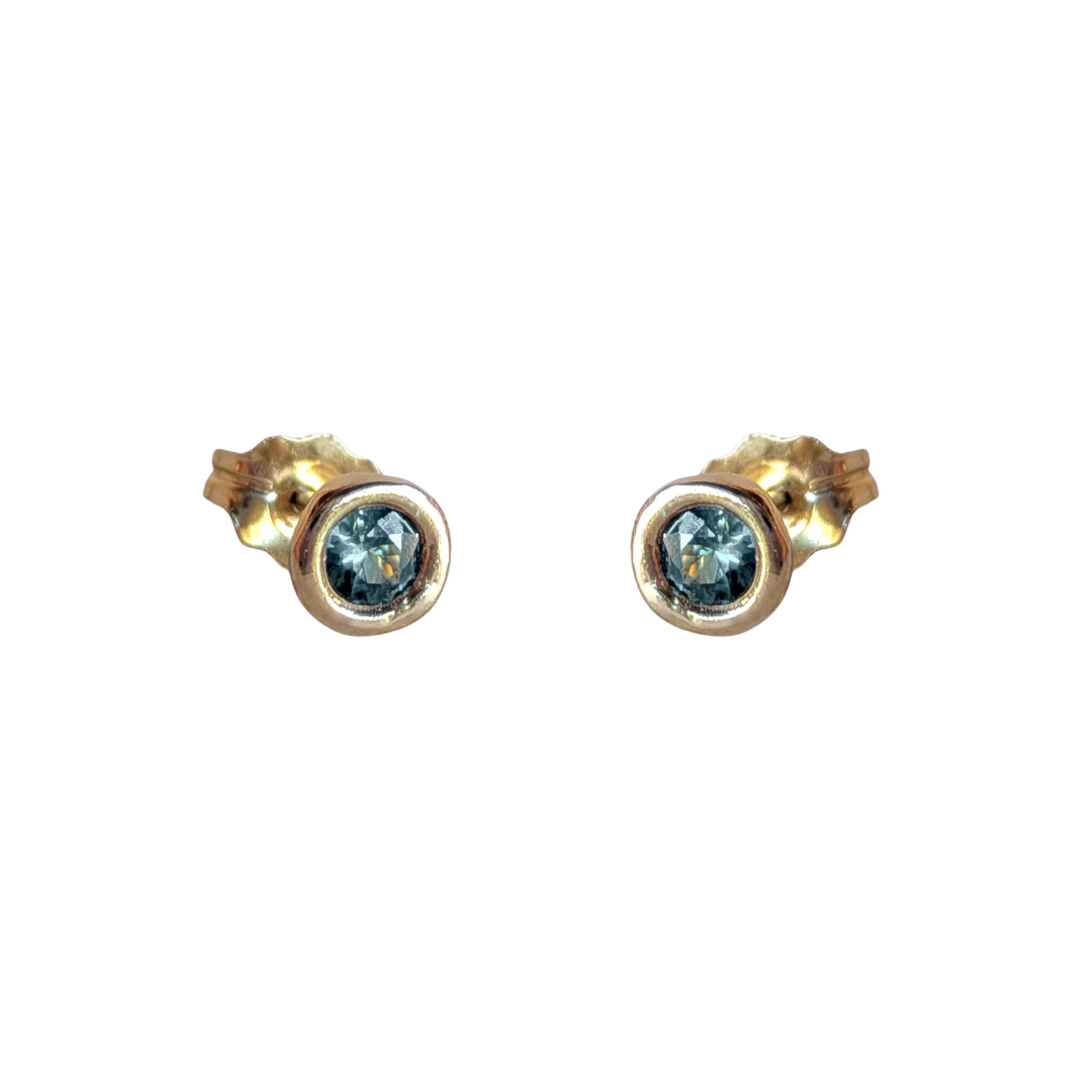 Denim Sapphire Wrap Studs