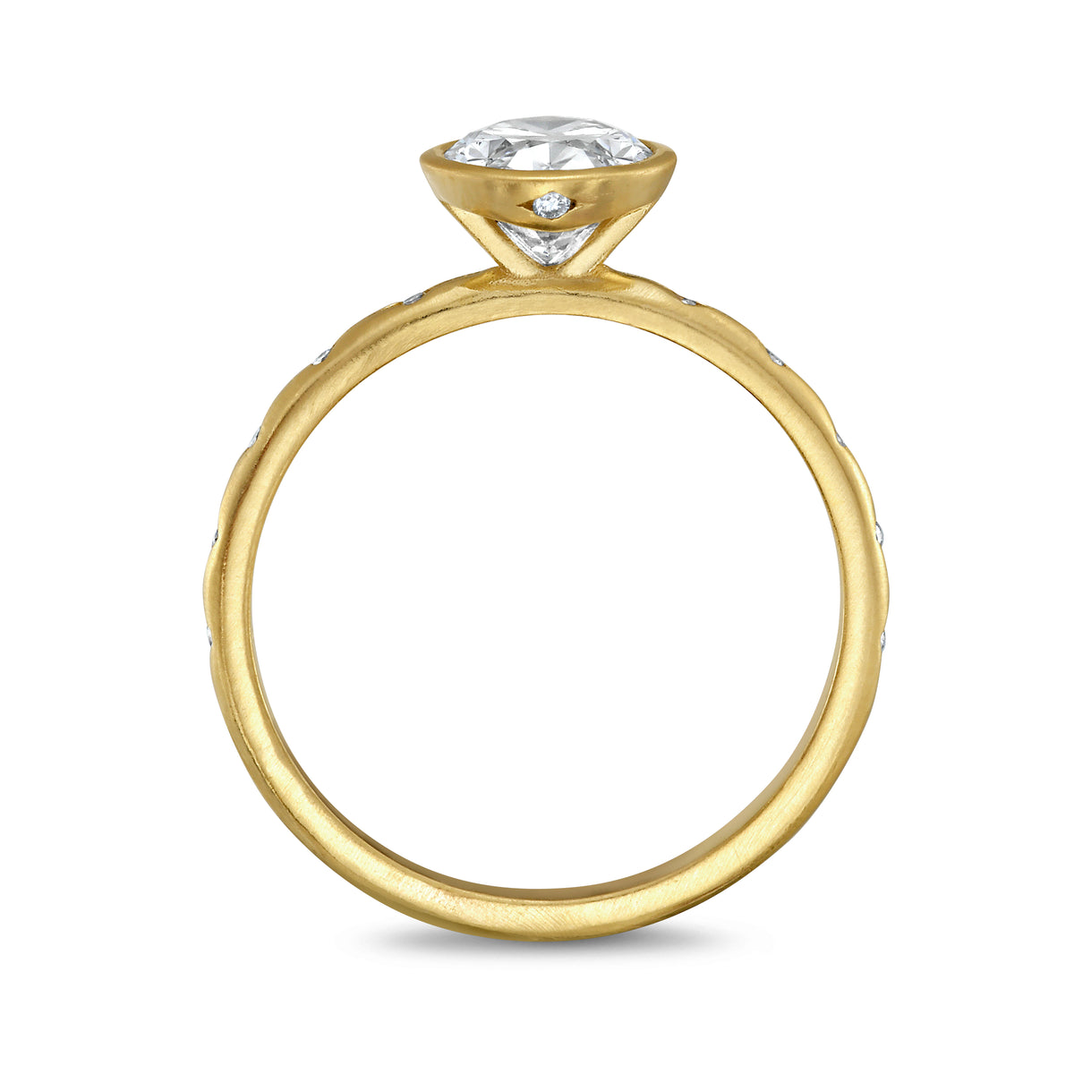 Oval Diamond Bezel Scallop Ring