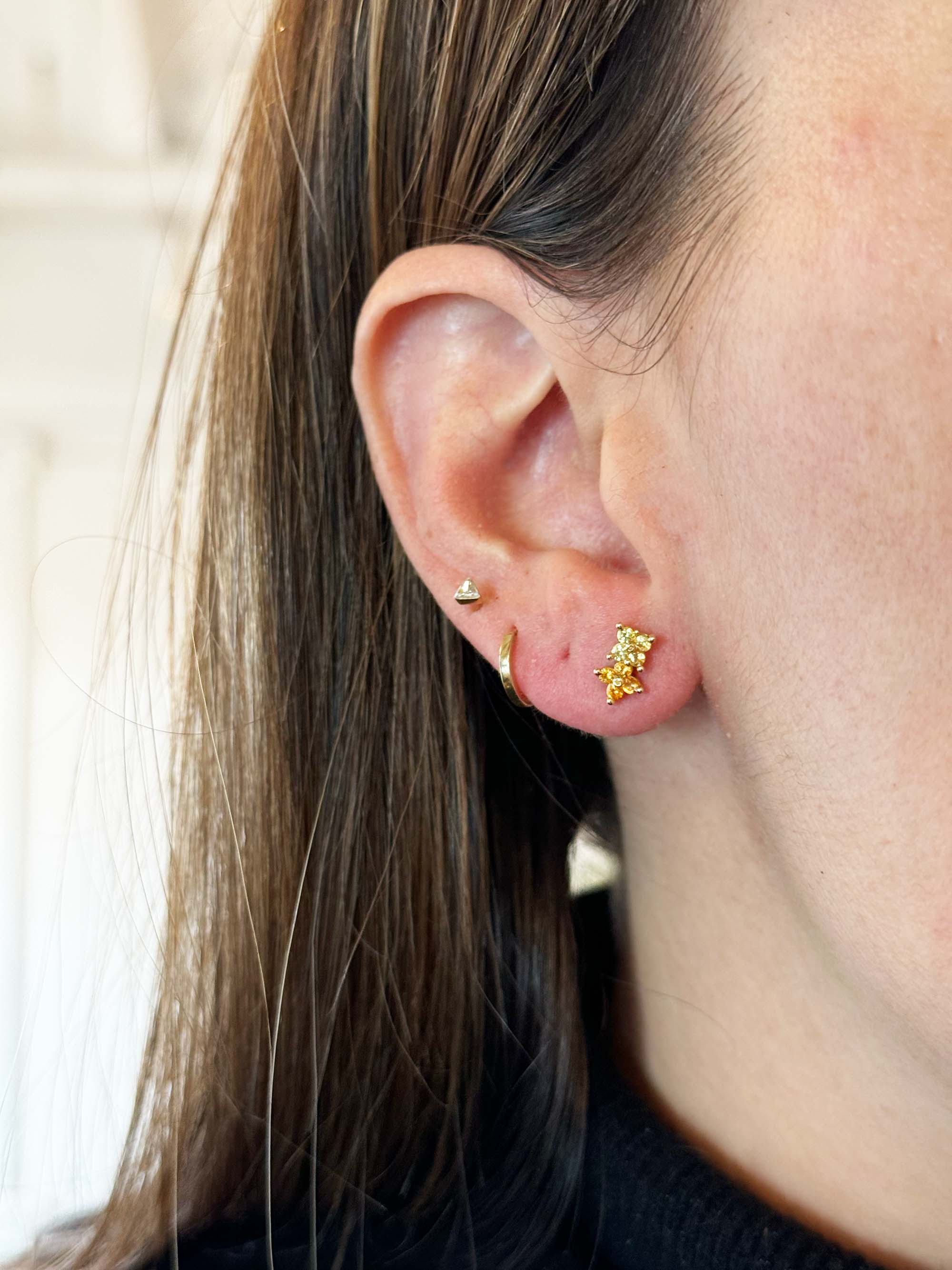 Two O'Clover Studs - Sunny
