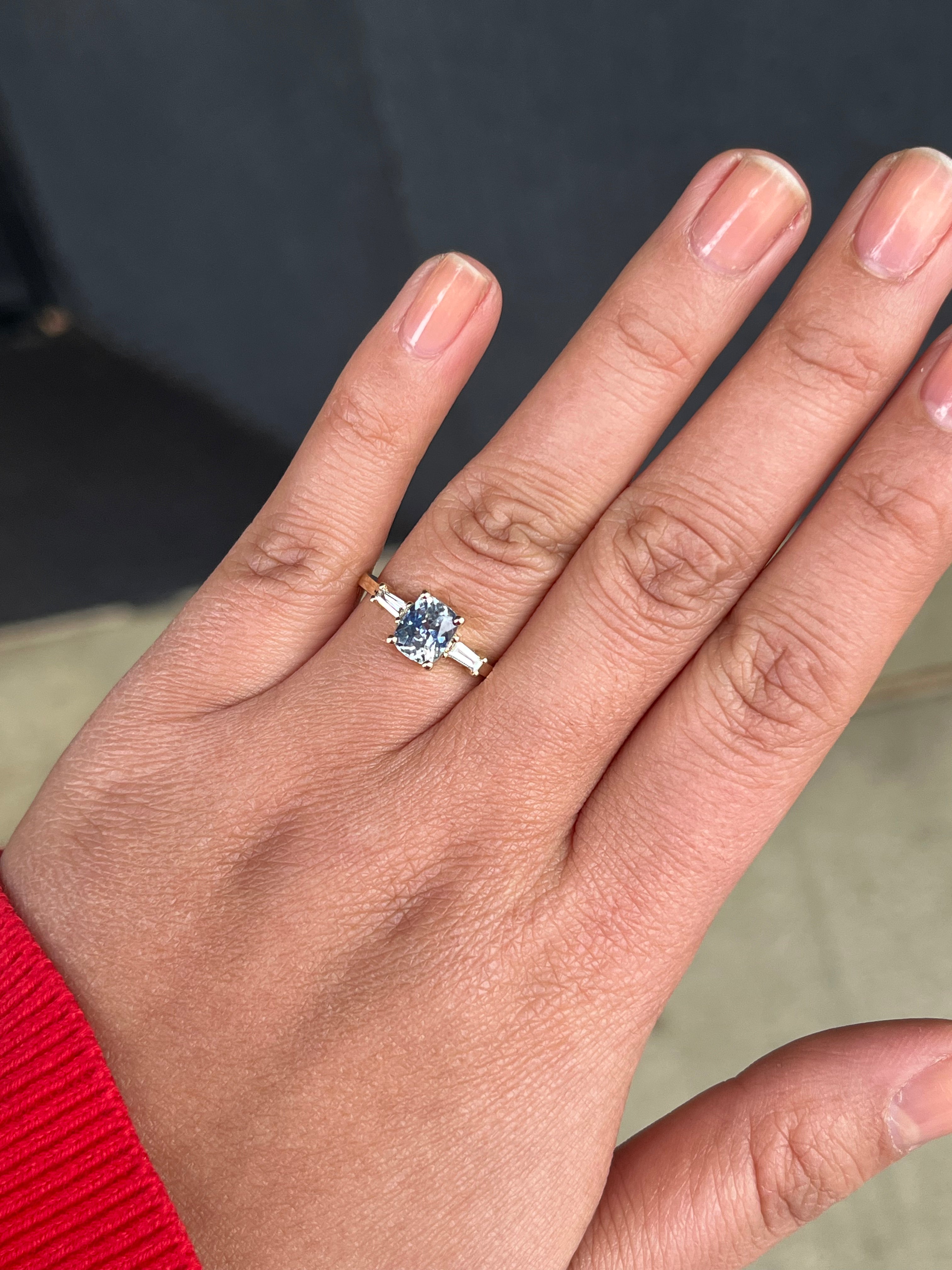 Bicolor Cushion Sapphire Marlowe Ring