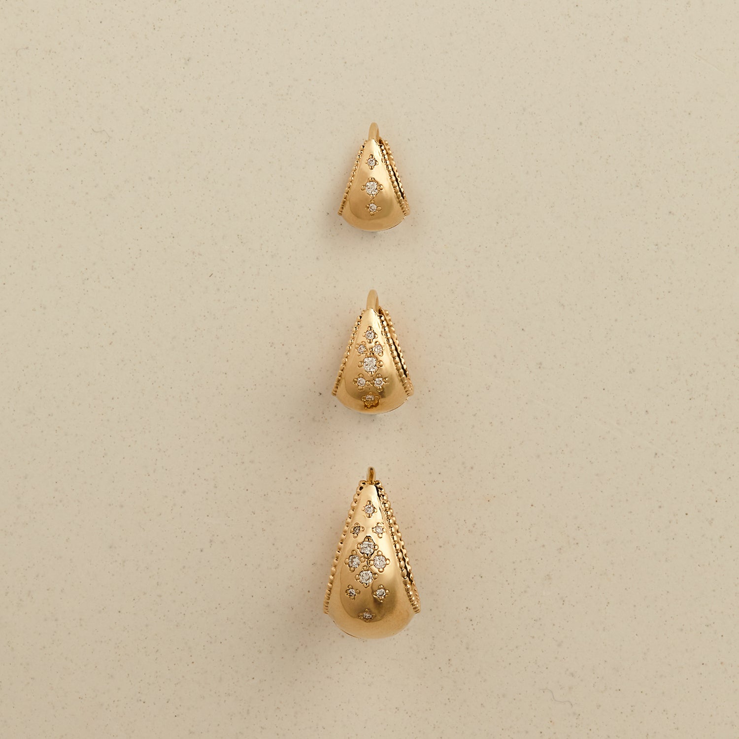 Dôme Diamond Scatter Hoop - Midi