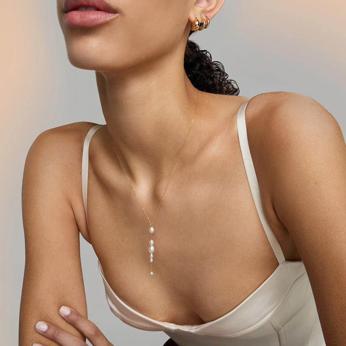 Palazzo Necklace - White — Wedding Day Edit