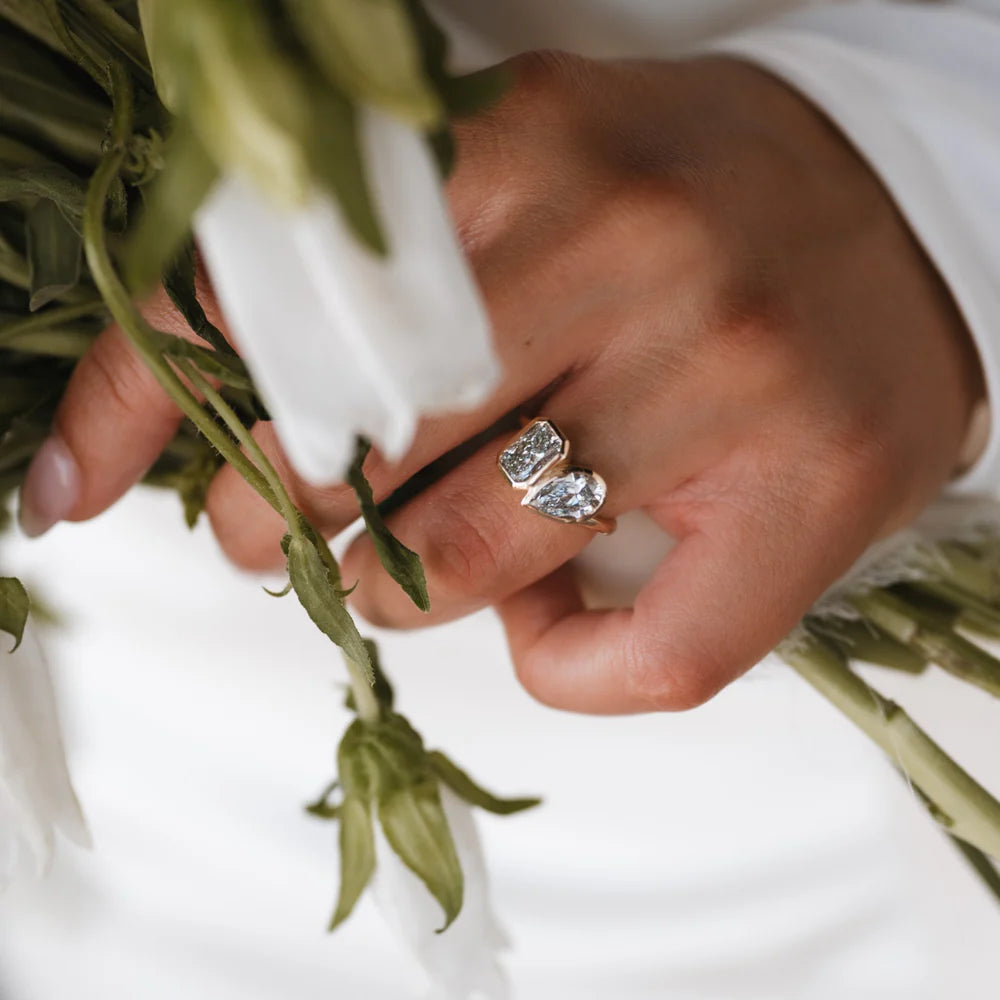 Neve Ring — Commitment, Curated