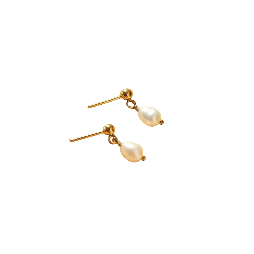 Pearla Studs