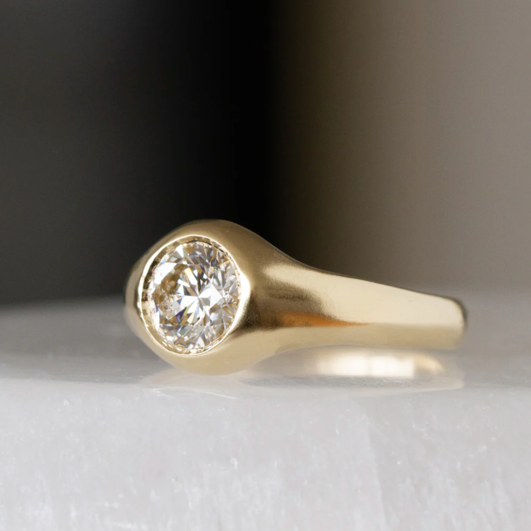 Bedford Signet Ring With Diamond — Commitment, Curated