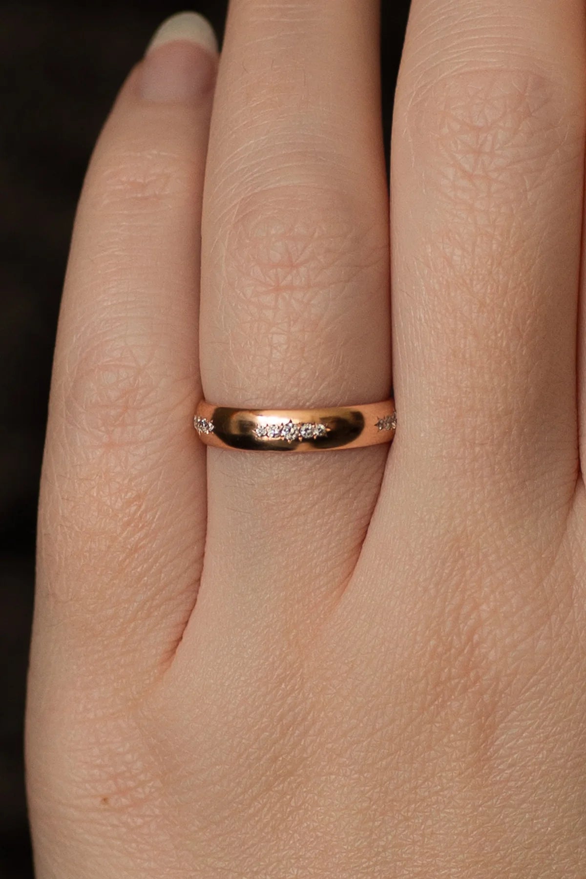 Five-Clustered Diamond Cloak Band - 4mm — Commitment, Curated