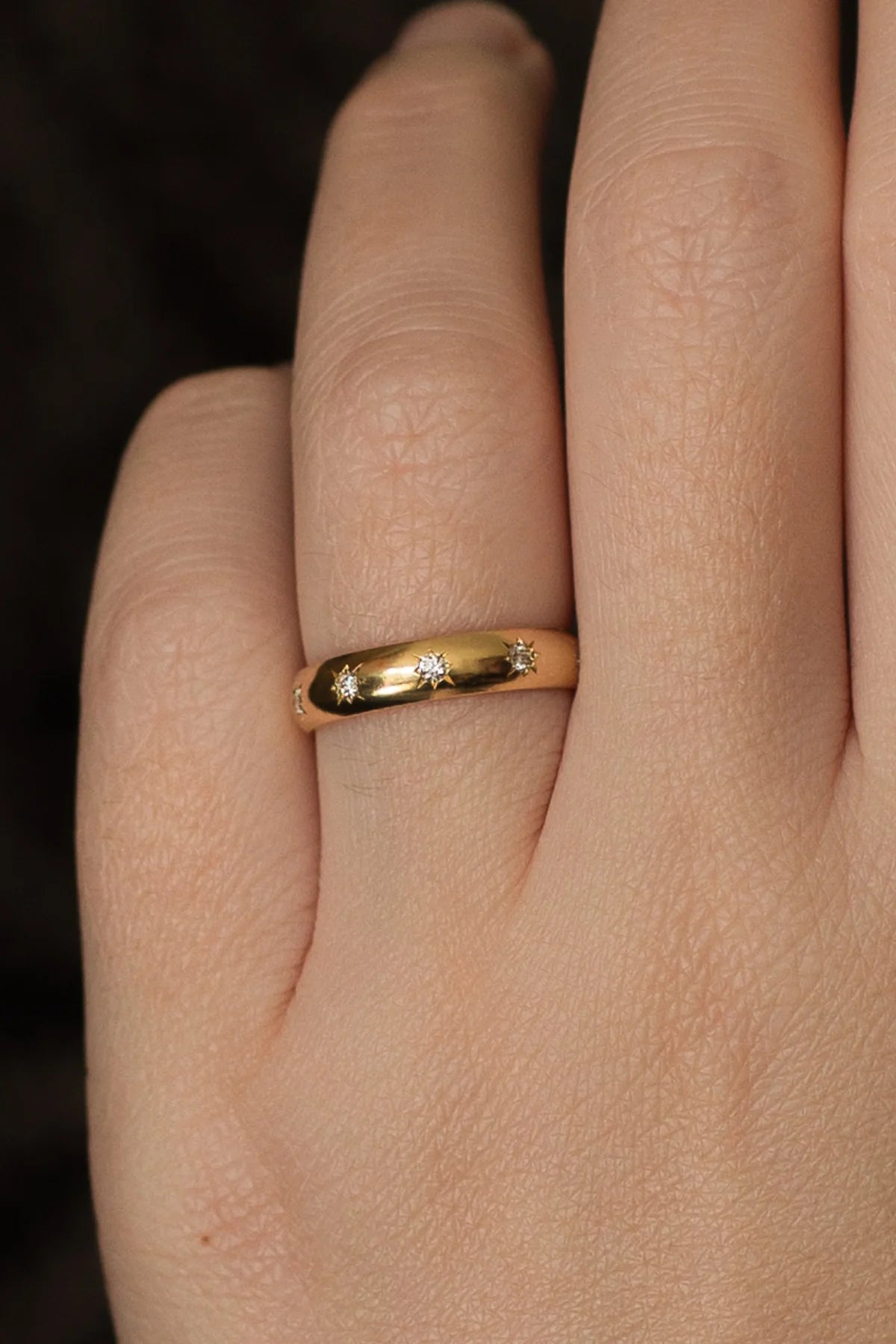 Heavy Diamond Cloak Band - 4mm — Commitment, Curated