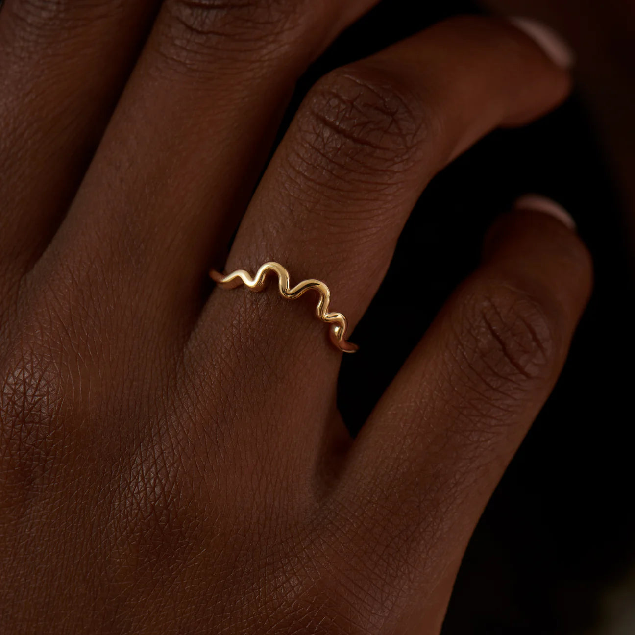 Wave Solid Gold Band