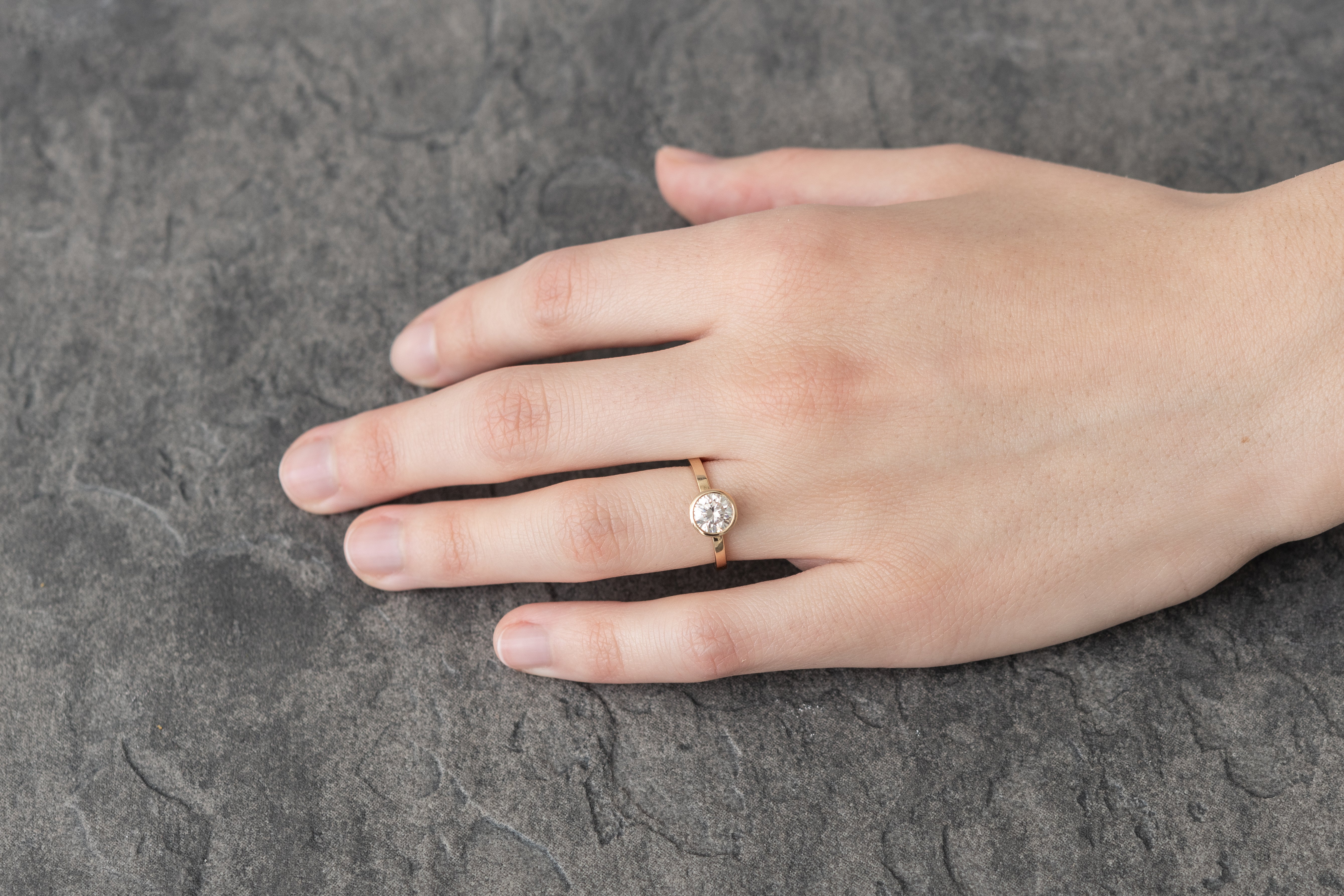 Commitment Collection: Daisy Solitaire